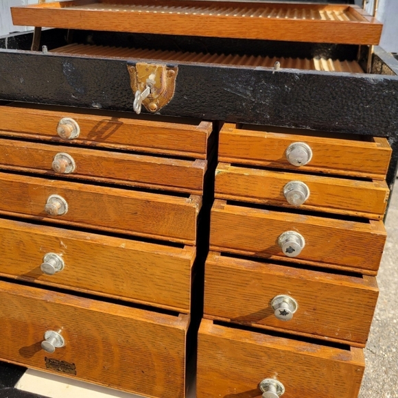 Vintage Gertsner & Sons National Cabinet Co. Machinist Travel Dental Tool Chest - Picture 9 of 10